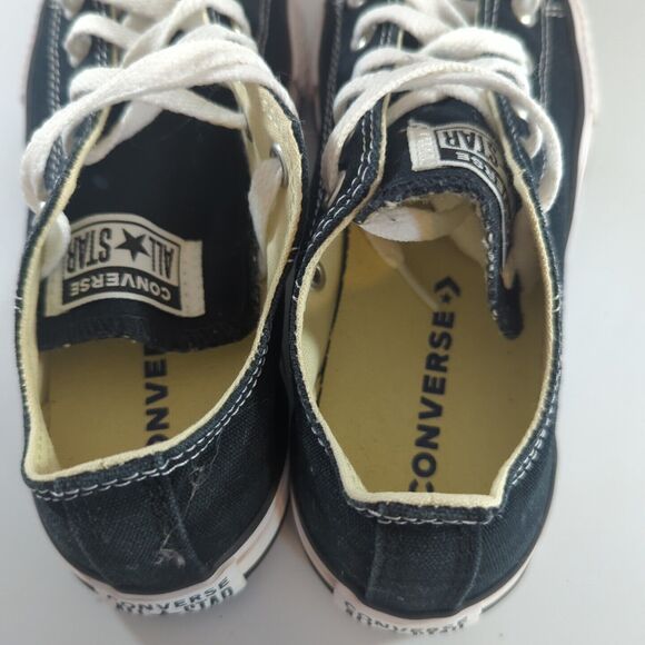 Converse Chuck Taylor All Star Low Youth's Sneakers Size 2 Black - Picture 6 of 8